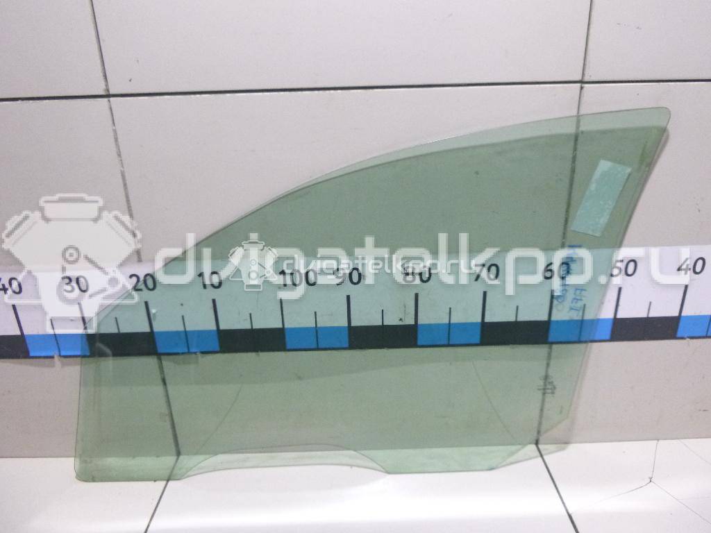Фото Стекло двери передней правой  1088904 для Ford Focus {forloop.counter}}