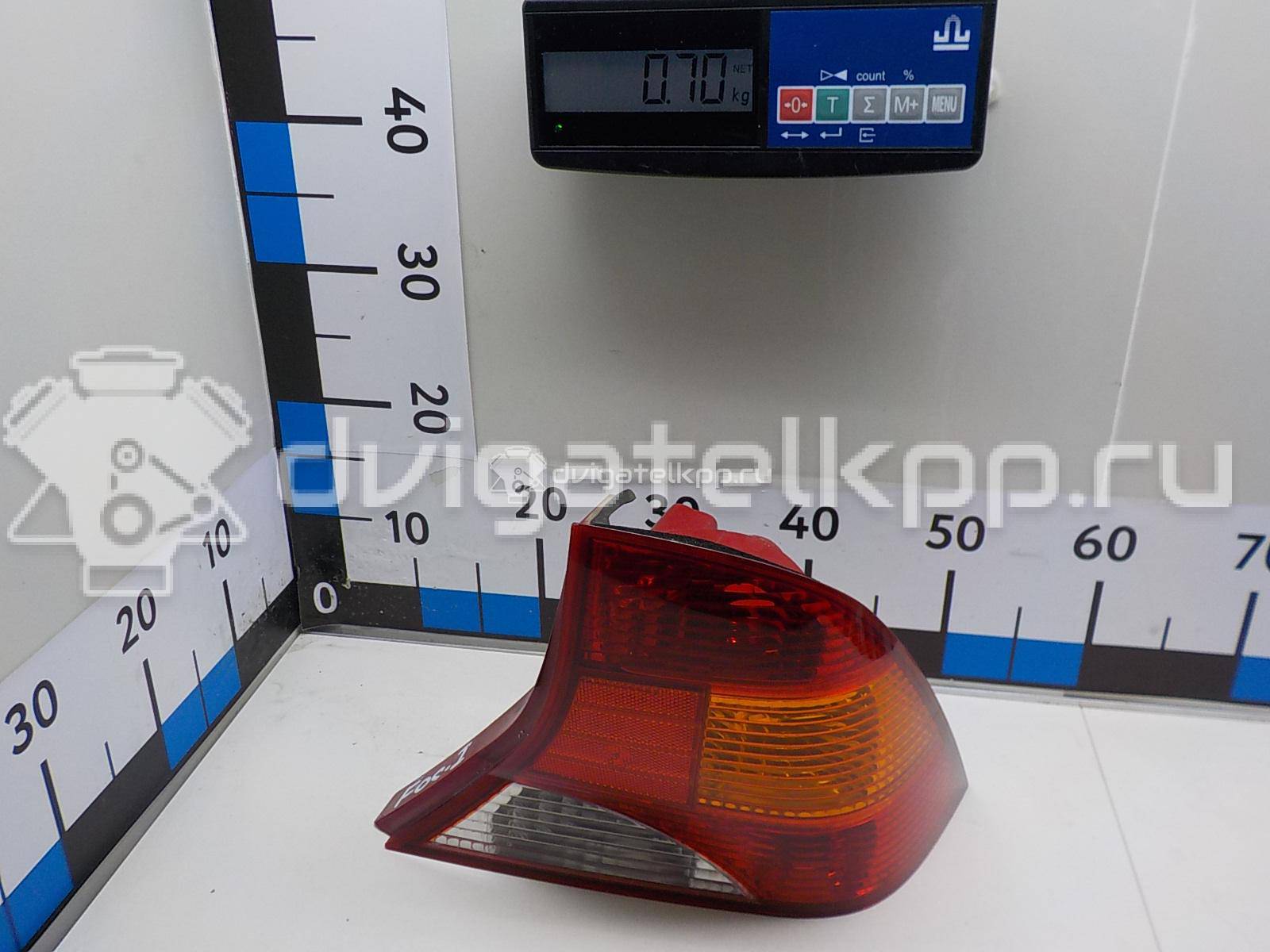 Фото Фонарь задний правый  1150021 для Ford Focus {forloop.counter}}