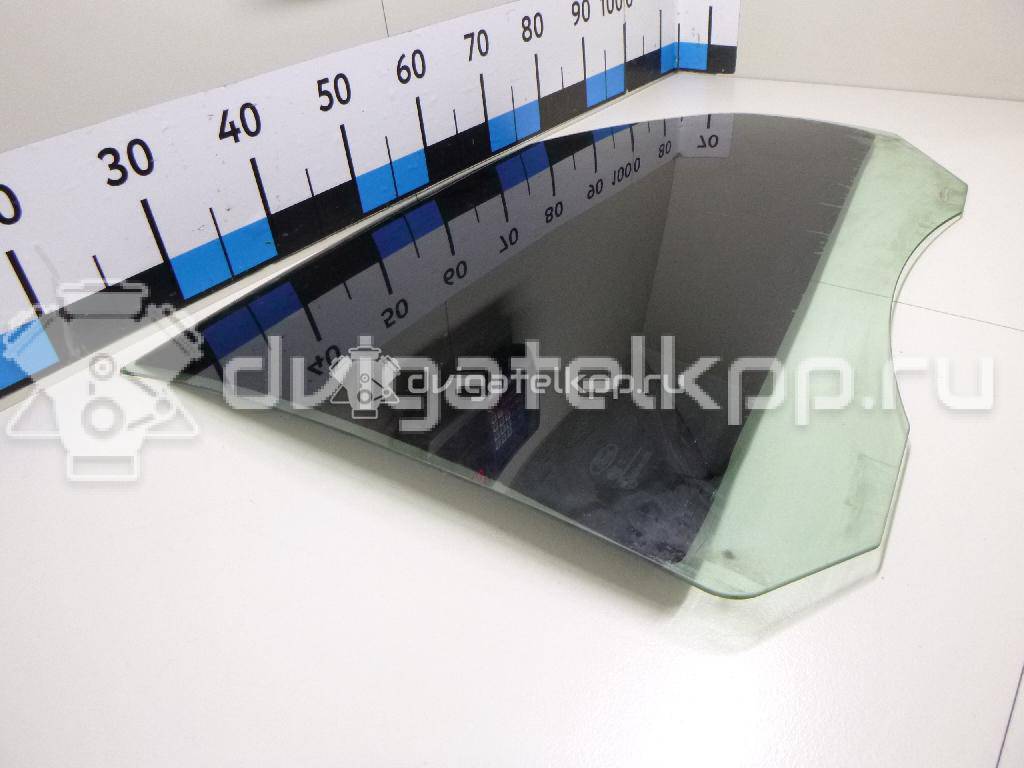 Фото Стекло двери задней левой  1317985 для Ford Focus {forloop.counter}}