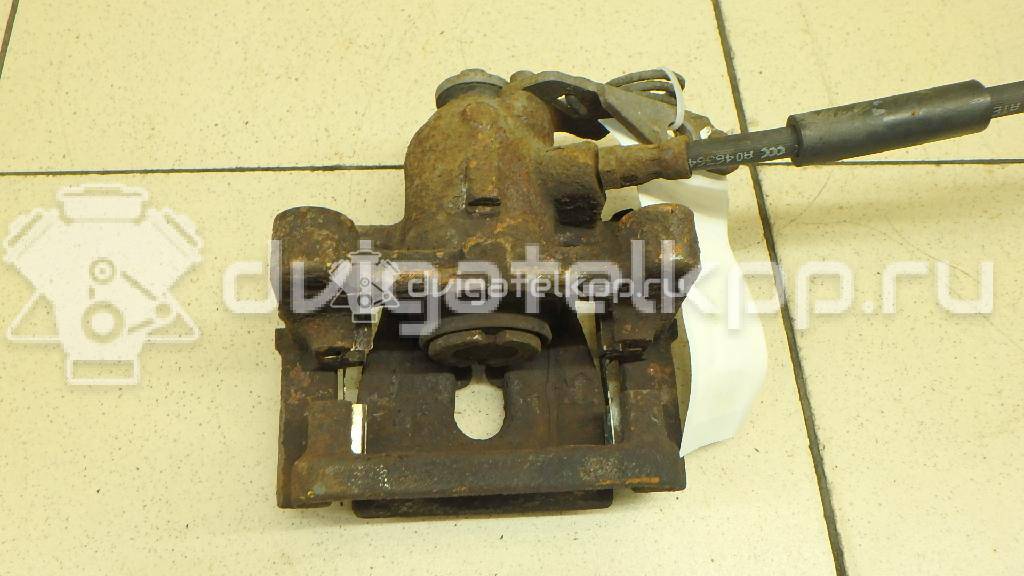 Фото Суппорт тормозной задний левый  6G912D049GF для Ford Focus / Galaxy / Kuga / S-Max / Mondeo {forloop.counter}}