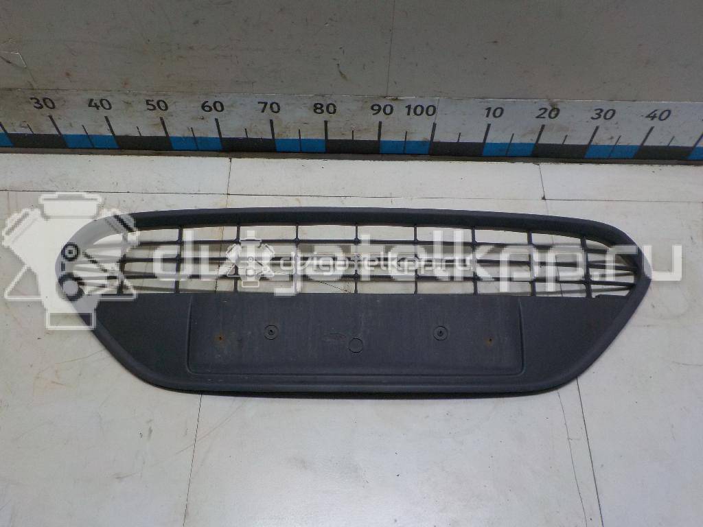 Фото Решетка в бампер центральная  1497510 для Ford Focus {forloop.counter}}