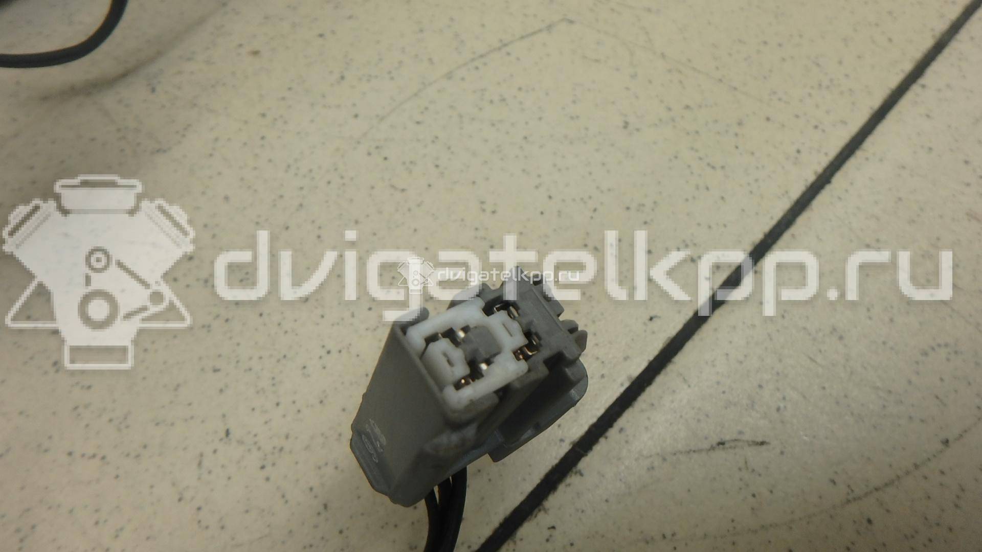 Фото Фонарь задний левый  1520769 для Ford Focus {forloop.counter}}