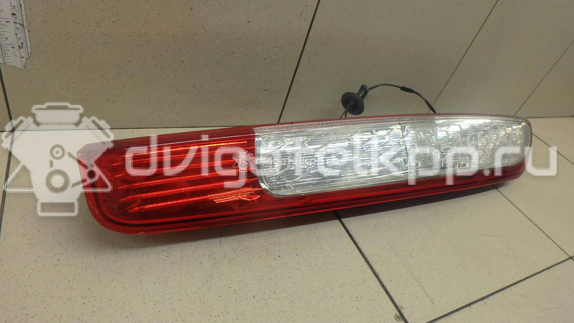 Фото Фонарь задний левый  1520769 для Ford Focus {forloop.counter}}