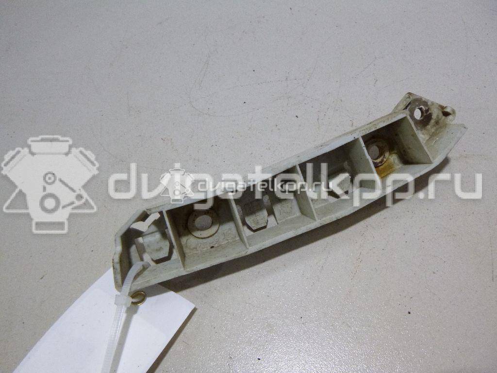 Фото Кронштейн переднего бампера правый  1718730 для Ford Focus {forloop.counter}}