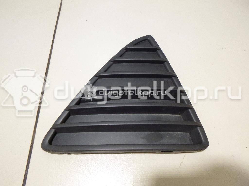 Фото Решетка в бампер правая  1718736 для Ford Focus {forloop.counter}}