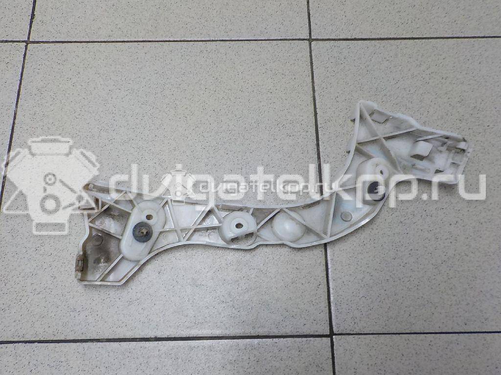 Фото Направляющая заднего бампера правая  1742938 для Ford Focus {forloop.counter}}