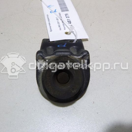 Фото Кронштейн радиатора  253331R000 для hyundai Solaris