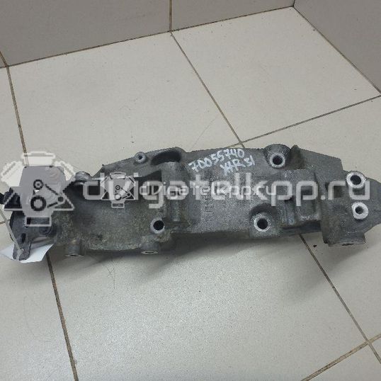 Фото Кронштейн генератора  8200527320 для Nissan Qashqai / X-Trail