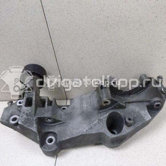 Фото Кронштейн генератора  8200527320 для Nissan Qashqai / X-Trail