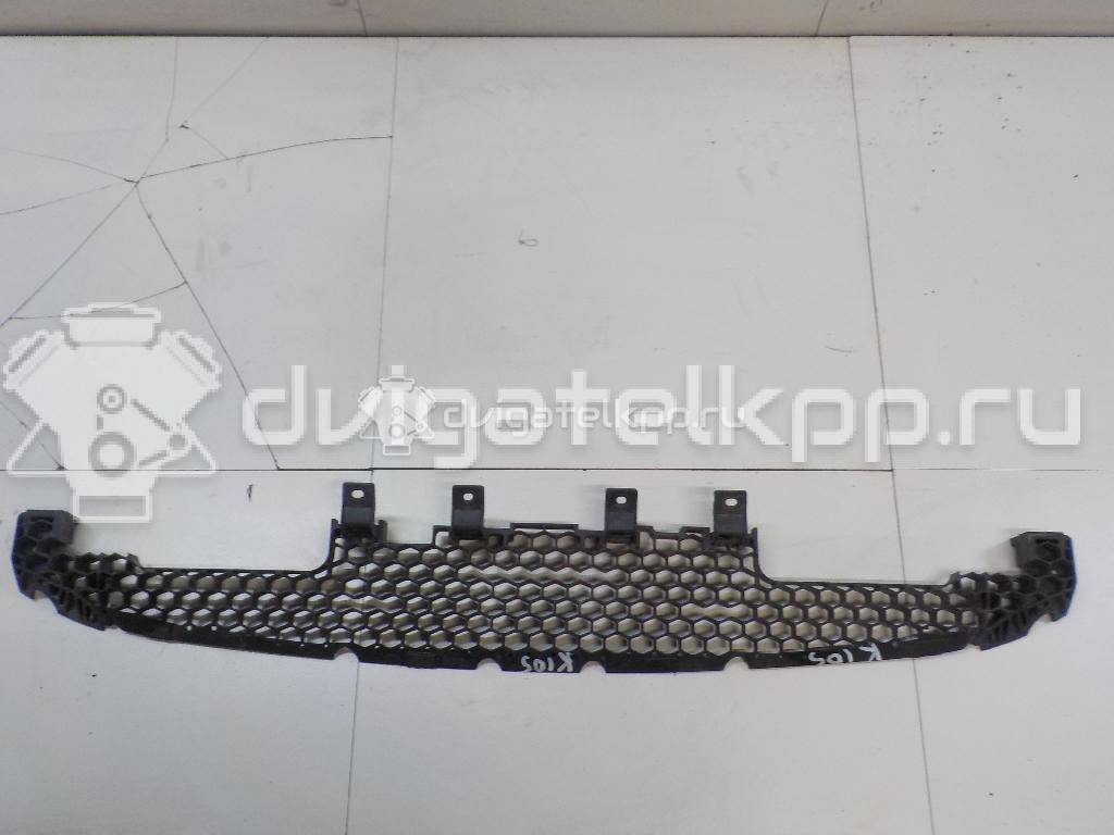 Фото Решетка в бампер  865602P000 для Kia Sorento {forloop.counter}}