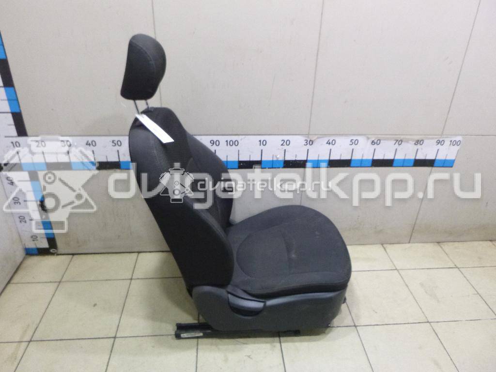 Фото Сиденье переднее правое  884004Y010CEY для kia RIO {forloop.counter}}