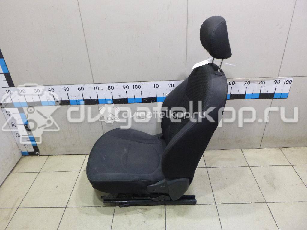 Фото Сиденье переднее правое  884004Y010CEY для kia RIO {forloop.counter}}