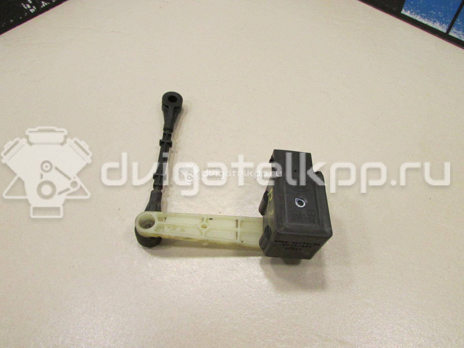 Фото Датчик регулировки дорож. просвета  RQH500053 для Land Rover Range Rover / Discovery {forloop.counter}}