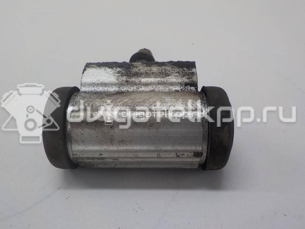 Фото Цилиндр тормозной задний  1522960 для mazda 121 (ZQ) {forloop.counter}}