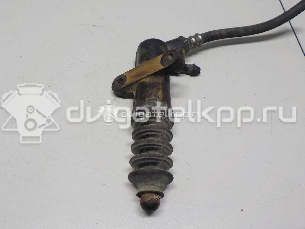 Фото Цилиндр сцепления рабочий  UR5841920A для Mazda Bt-50 Cd, Un / Bt-50 {forloop.counter}}