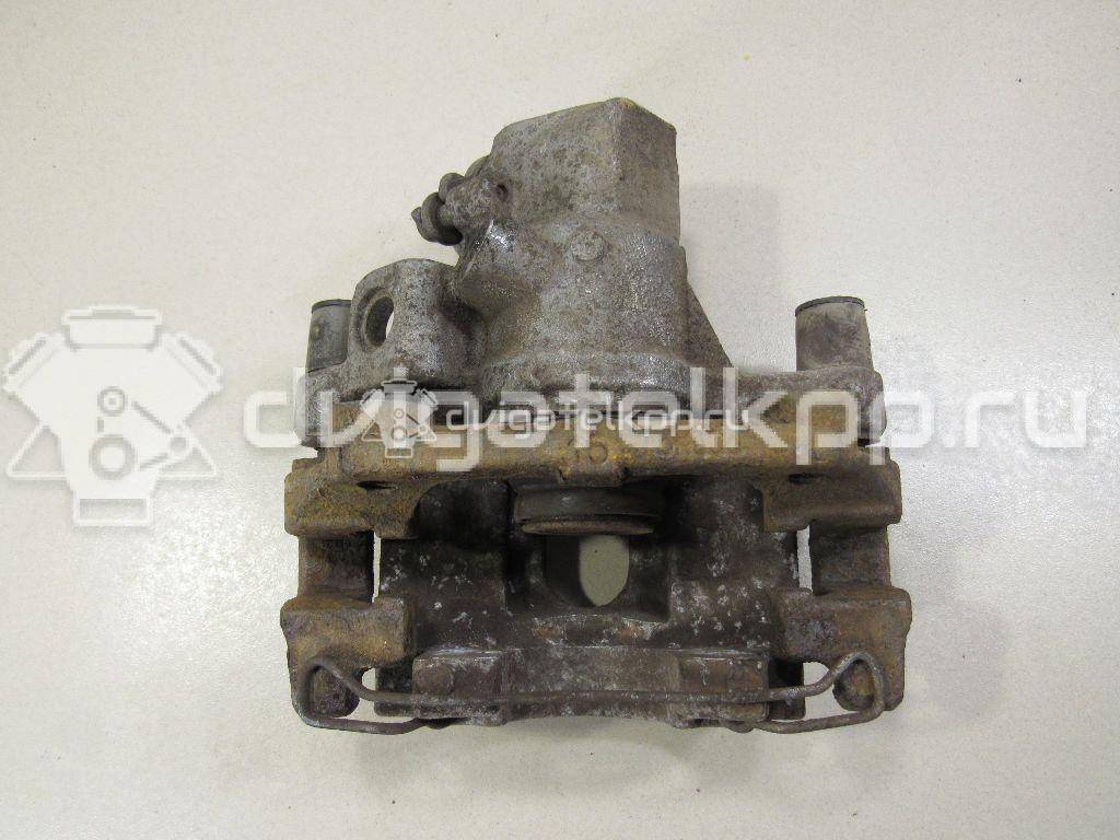 Фото Суппорт тормозной задний правый  1365648 для mazda Mazda 3 (BK) {forloop.counter}}