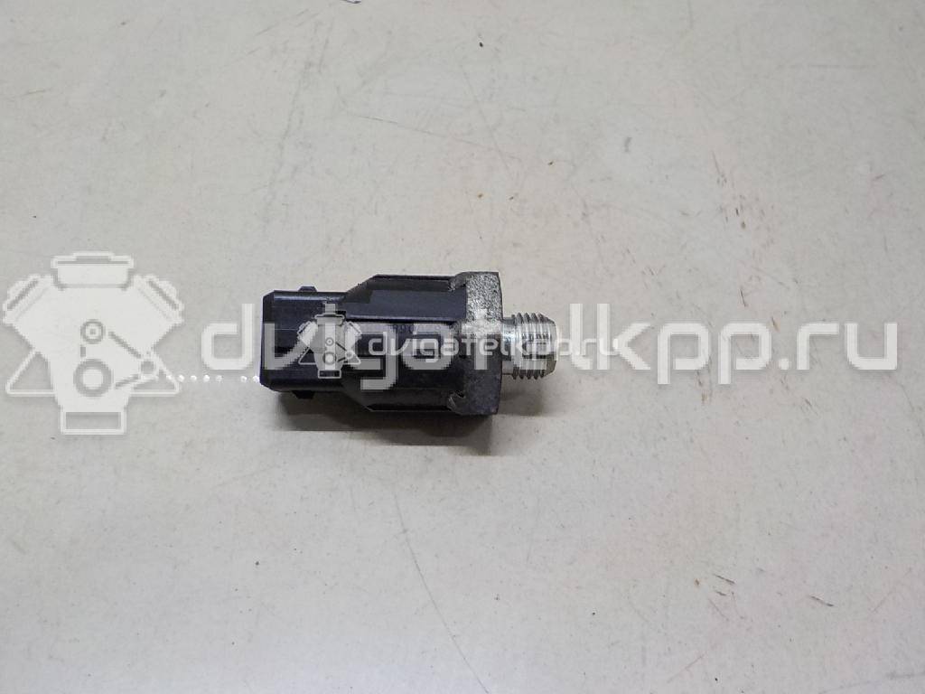 Фото Датчик детонации  8200680689 для Nissan Tiida / Primastar X83 / Micra / Note / Kubistar {forloop.counter}}