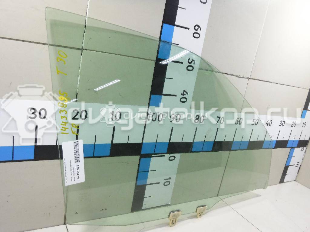 Фото Стекло двери передней правой  803008h300 для Nissan X-Trail {forloop.counter}}