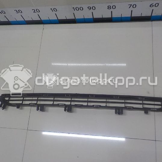 Фото Решетка в бампер центральная  742290 для Peugeot 3008