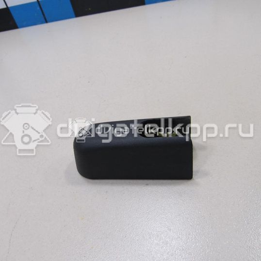 Фото Крышка поводка стеклоочистителя  7701040187 для Renault Captur J5 / Clio