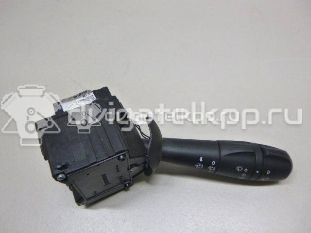 Фото Переключатель стеклоочистителей  8201168013 для Renault Trafic / Captur J5 / Clio {forloop.counter}}
