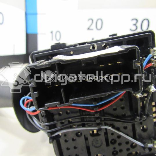 Фото Переключатель стеклоочистителей  8201168013 для Renault Trafic / Captur J5 / Clio
