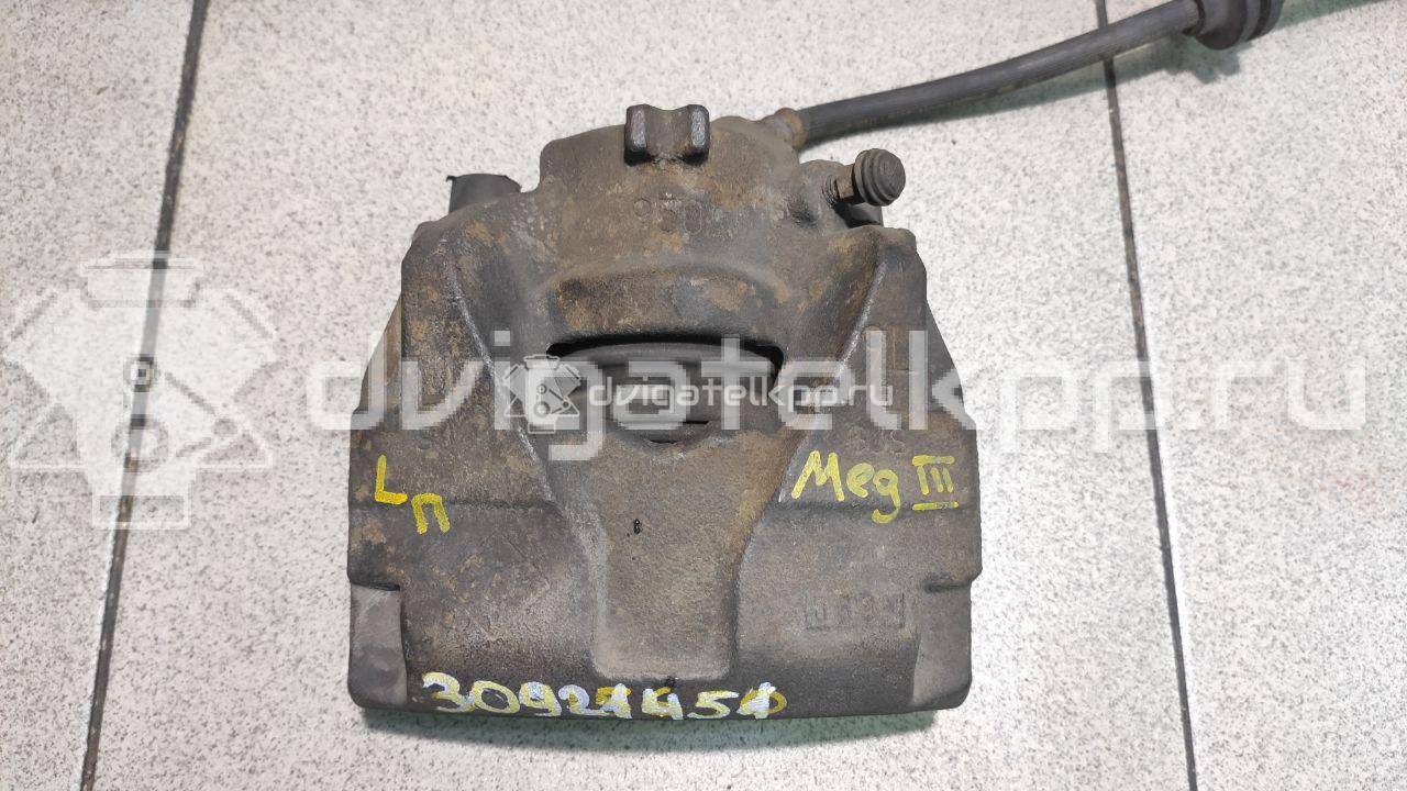 Фото Суппорт тормозной передний левый  410111495R для Renault Megane / Scénic / Grand / Captur J5 / Fluence L30 {forloop.counter}}