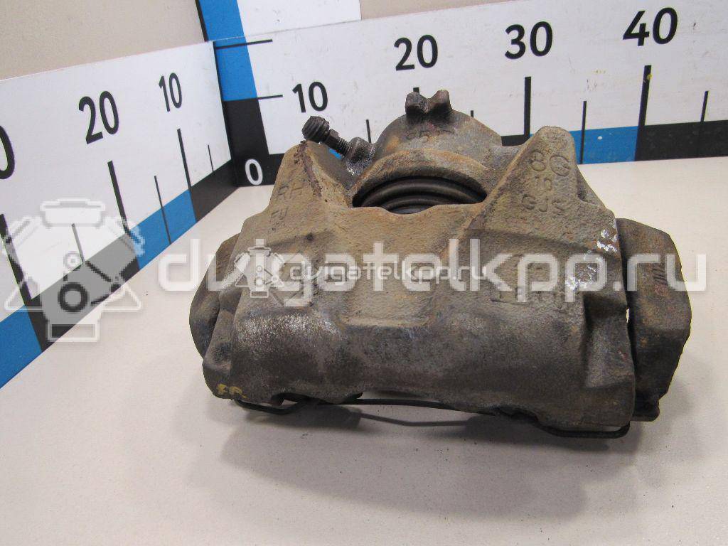 Фото Суппорт тормозной передний правый  410018218R для Renault Megane / Scénic / Grand / Captur J5 / Fluence L30 {forloop.counter}}