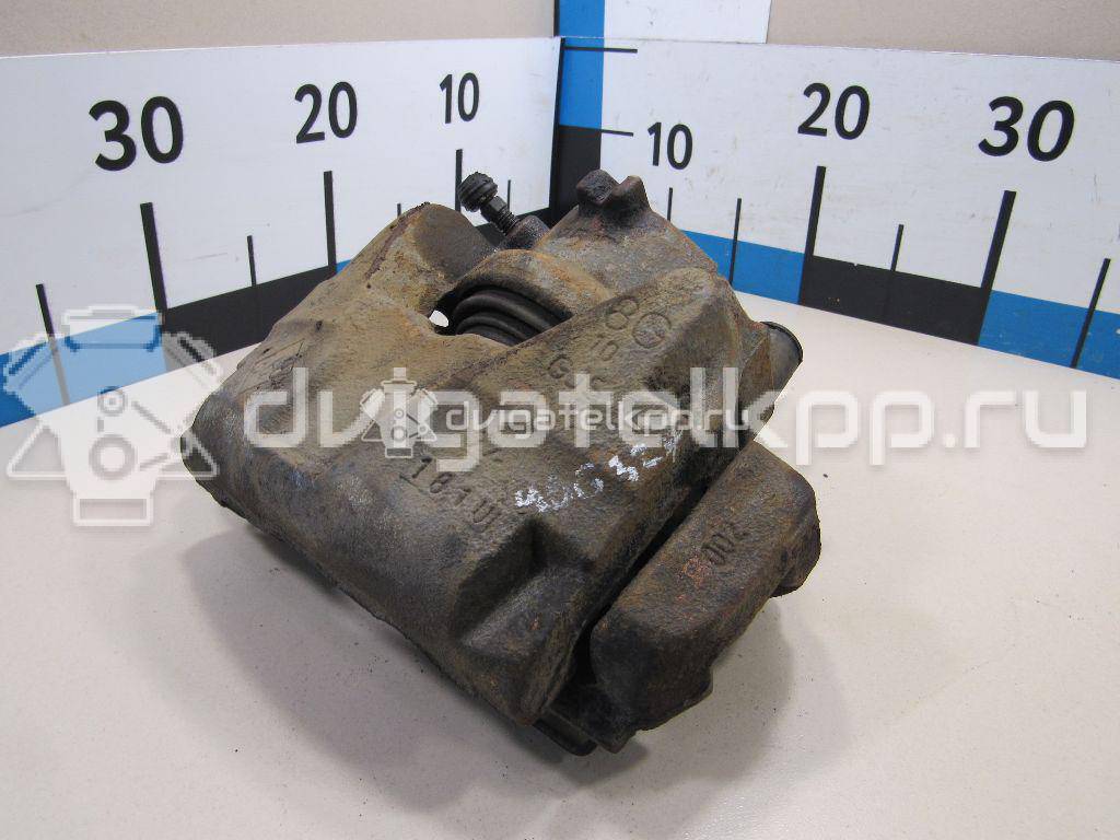 Фото Суппорт тормозной передний правый  410018218R для Renault Megane / Scénic / Grand / Captur J5 / Fluence L30 {forloop.counter}}