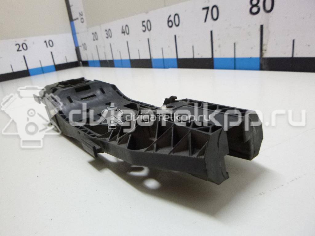 Фото Кронштейн ручки  5N0839885H для seat Alhambra {forloop.counter}}