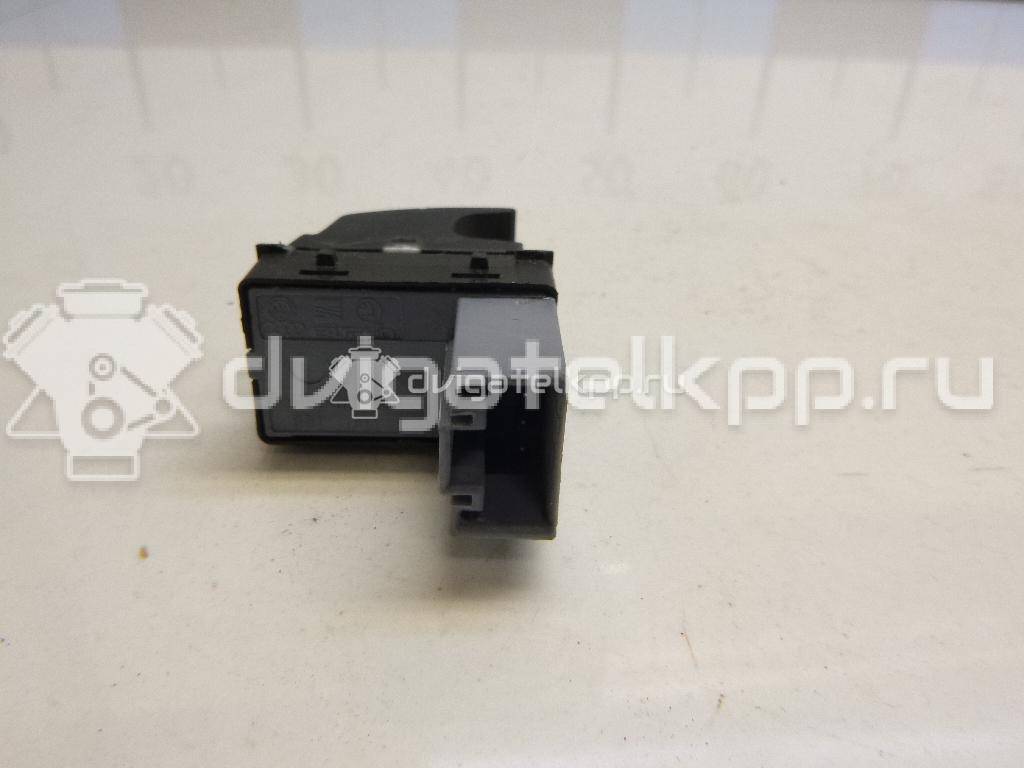 Фото Кнопка стеклоподъемника  7L6959855B для Seat Ibiza / Leon / Toledo / Alhambra / Altea {forloop.counter}}