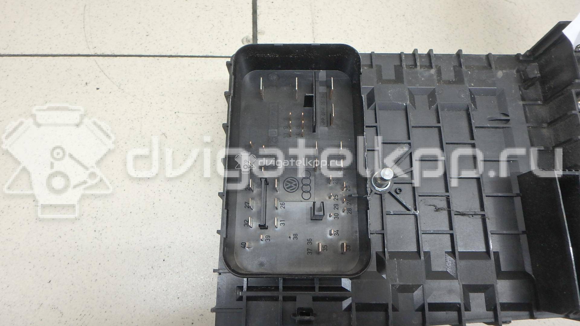 Фото Блок предохранителей  1K0937125D для seat Altea {forloop.counter}}