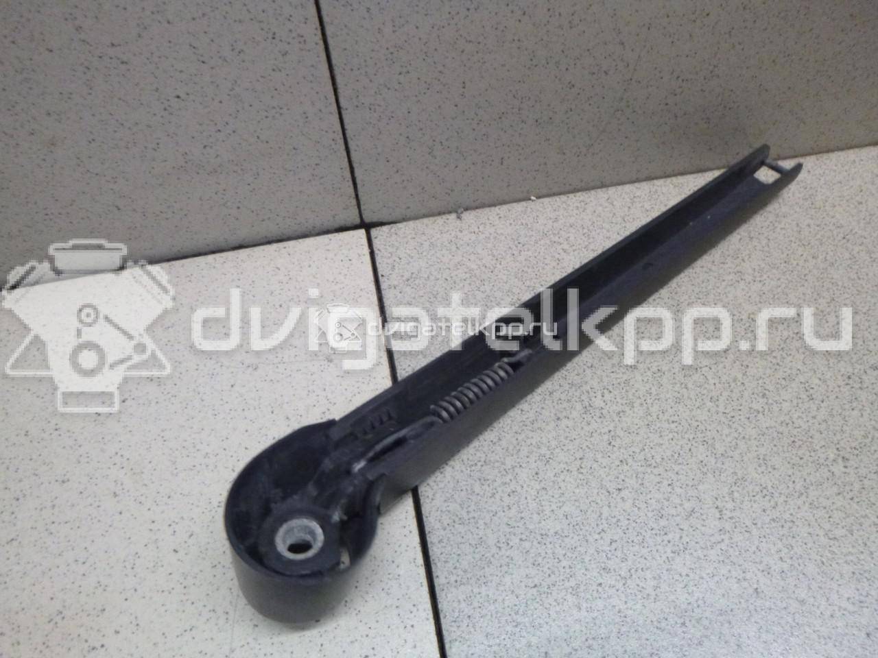 Фото Поводок стеклоочистителя заднего  1T0955707C для Seat Ibiza / Leon / Altea / Exeo {forloop.counter}}