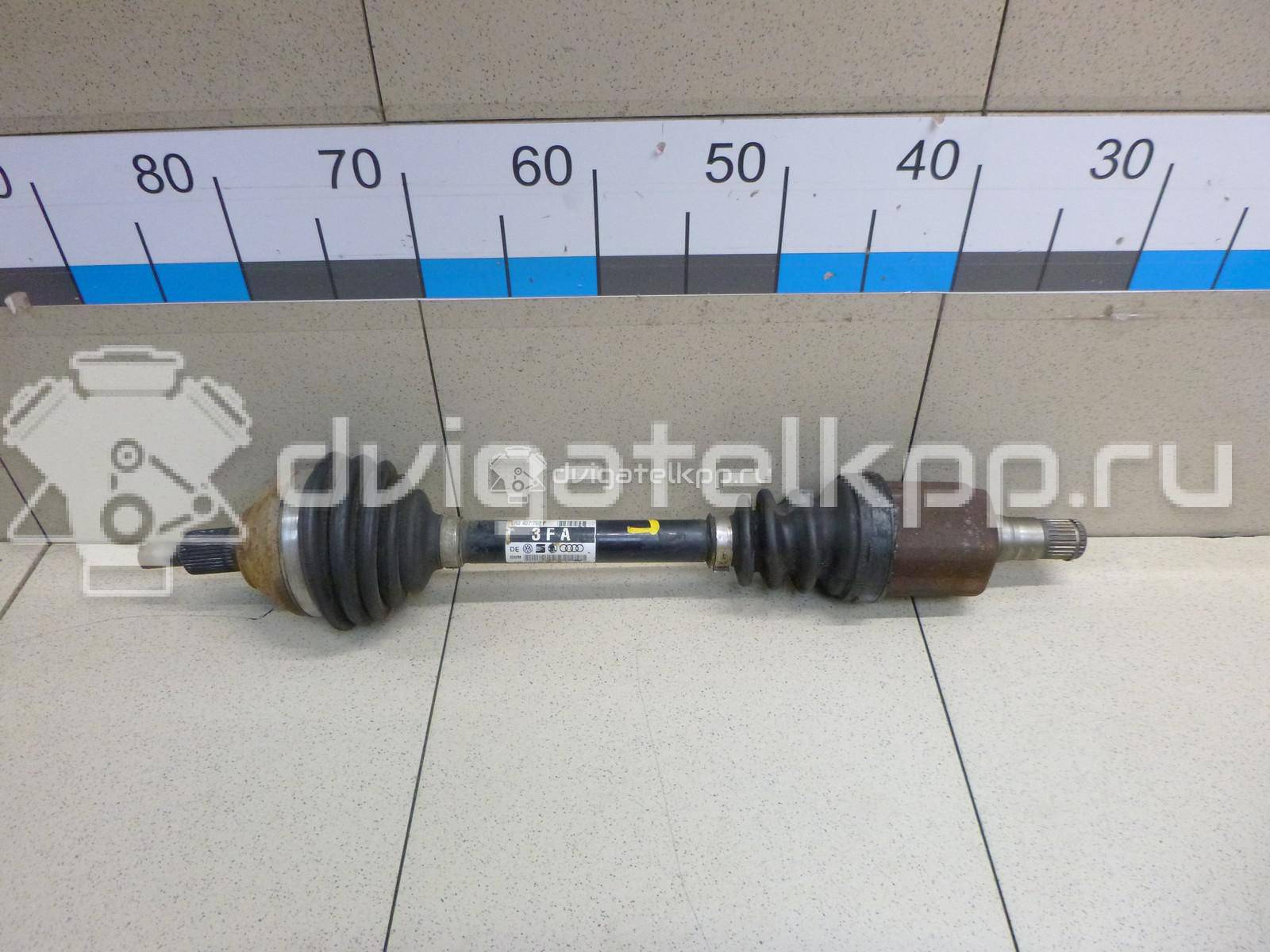 Фото Полуось передняя левая  6R0407763F для seat Toledo III {forloop.counter}}