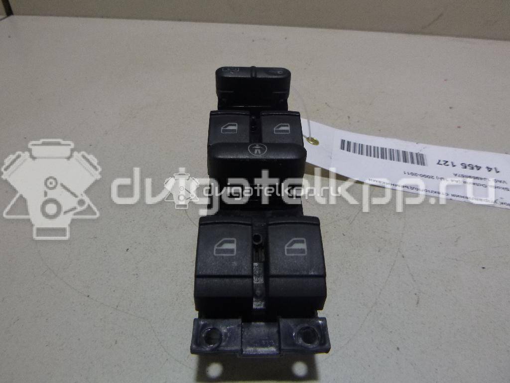 Фото Блок управления стеклоподъемниками  1J4959857A для Skoda Fabia / Octavia / Superb {forloop.counter}}