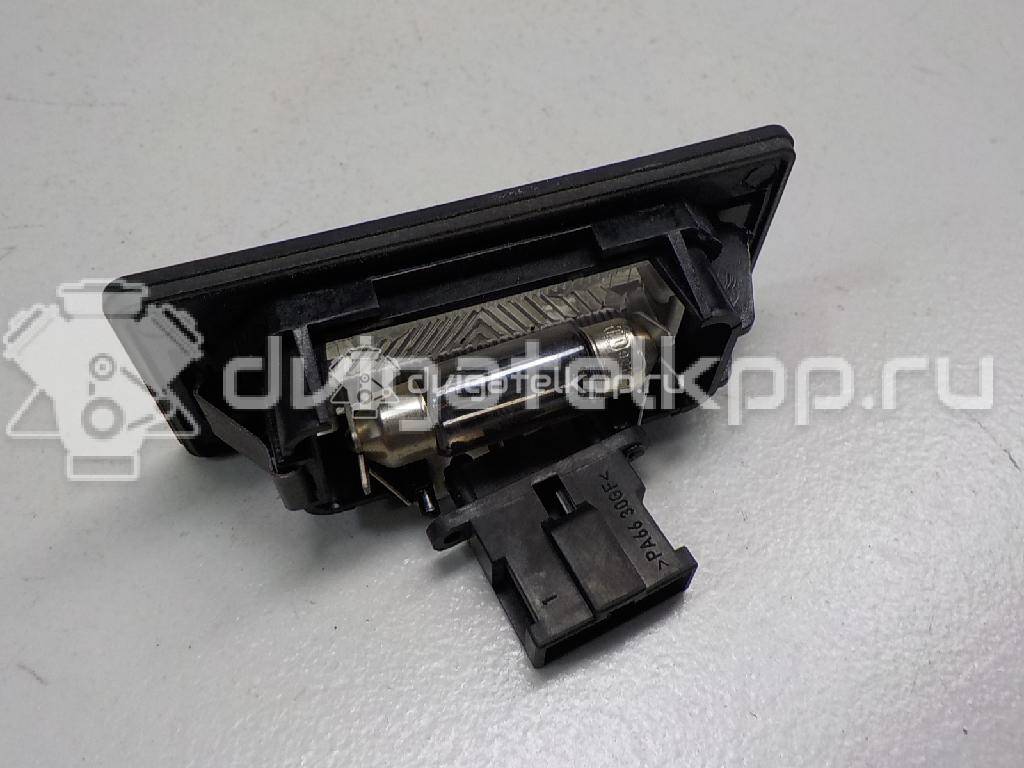 Фото Фонарь подсветки номера  8T0943021 для Skoda Fabia / Superb / Yeti 5L {forloop.counter}}