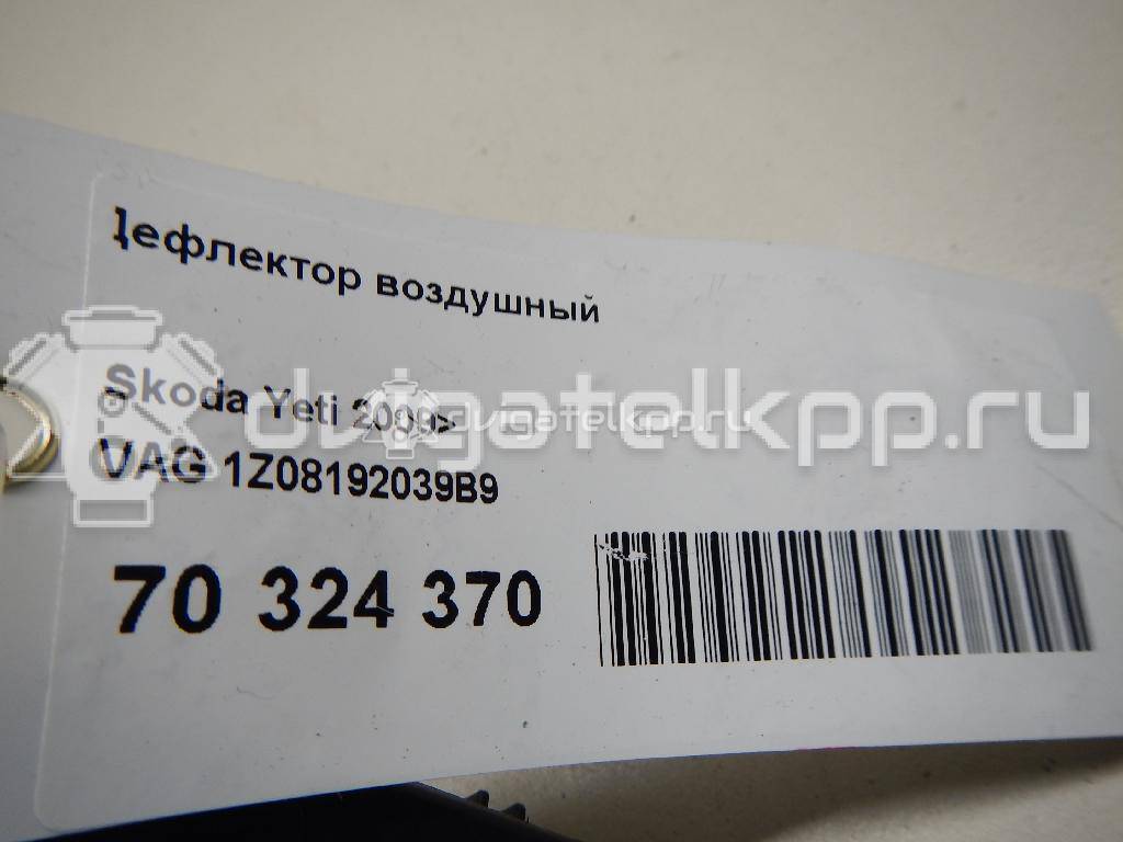 Фото Дефлектор воздушный  1Z08192039B9 для skoda Octavia (A5 1Z-) {forloop.counter}}