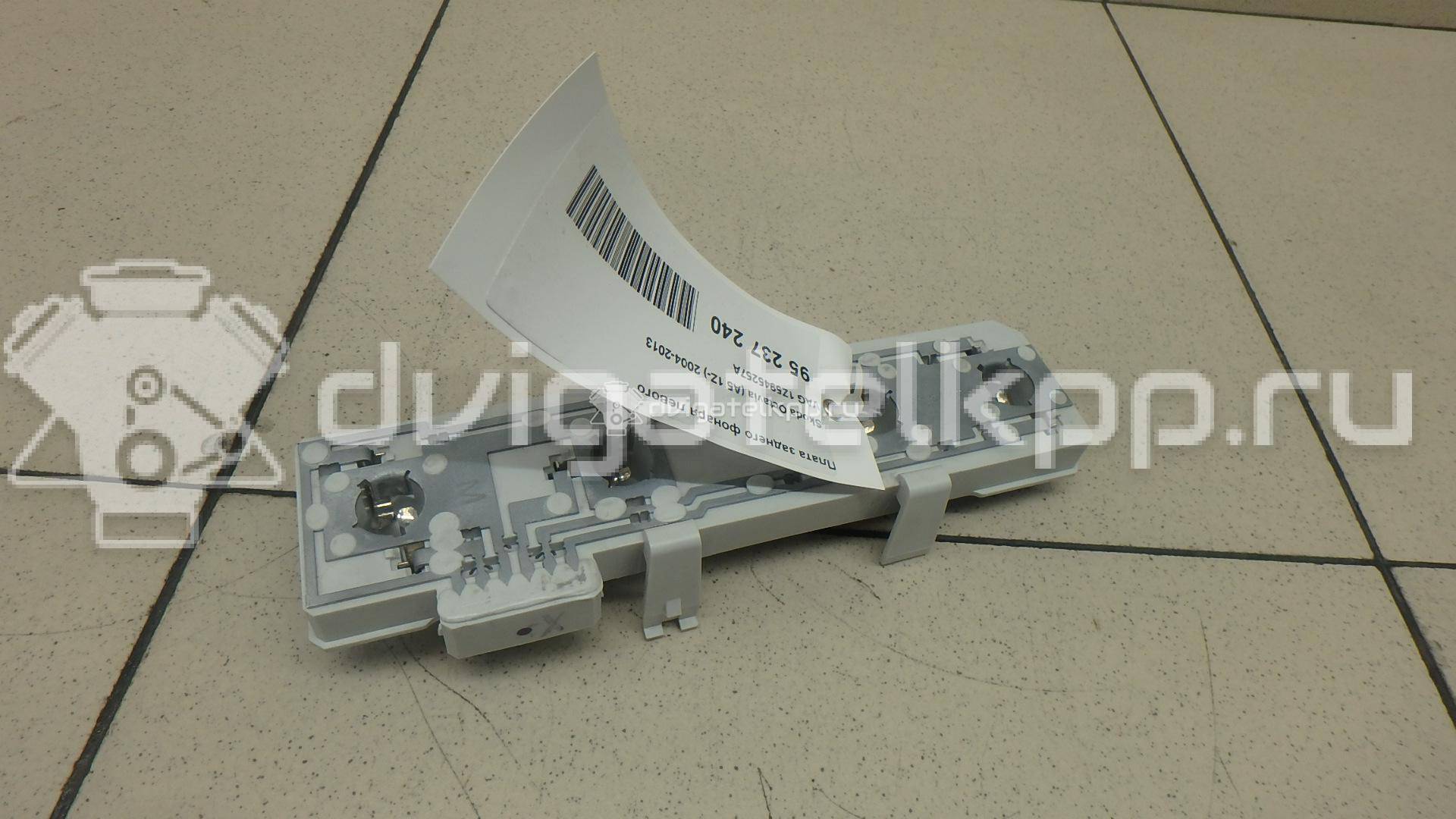 Фото Плата заднего фонаря левого  1Z5945257A для Skoda Octavia / Octaviaii 1Z3 {forloop.counter}}