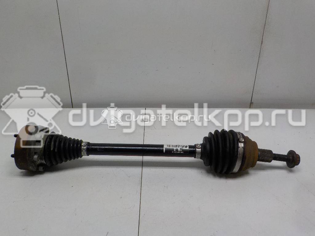 Фото Полуось передняя левая  5Q0407271B для Skoda Octavia / Octaviaii 1Z3 {forloop.counter}}