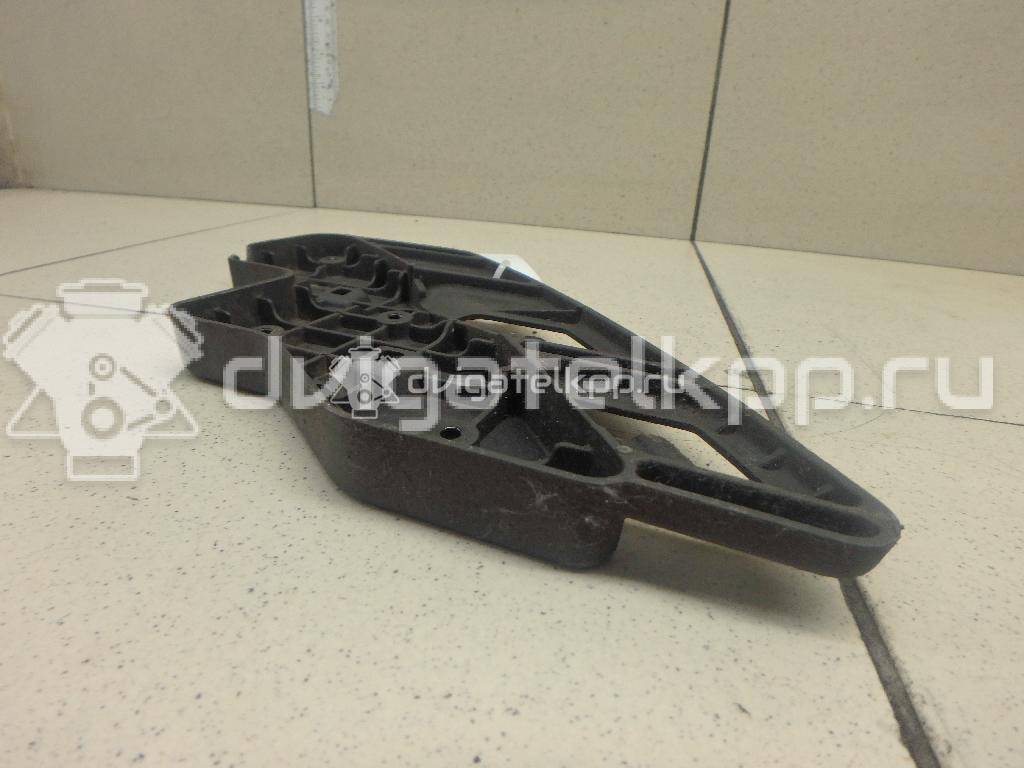 Фото Кронштейн фар правый  8310634090 для ssang yong Actyon New/Korando C {forloop.counter}}