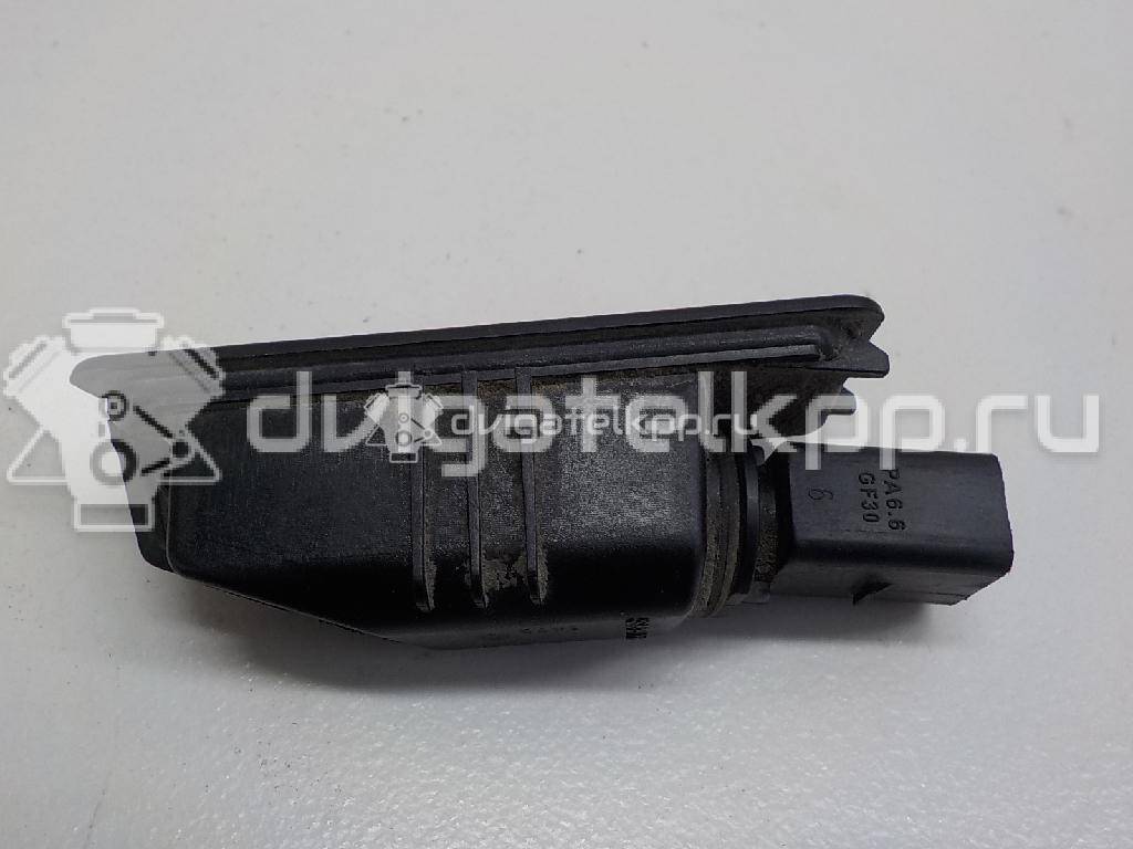 Фото Фонарь подсветки номера  1K8943021 для Volkswagen Scirocco / Polo / Touran / Amarok S1B / New Beetle {forloop.counter}}