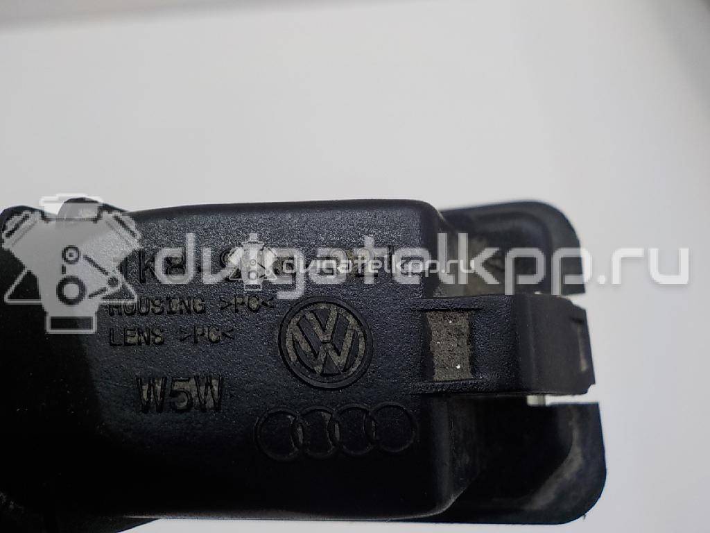 Фото Фонарь подсветки номера  1K8943021 для Volkswagen Scirocco / Polo / Touran / Amarok S1B / New Beetle {forloop.counter}}