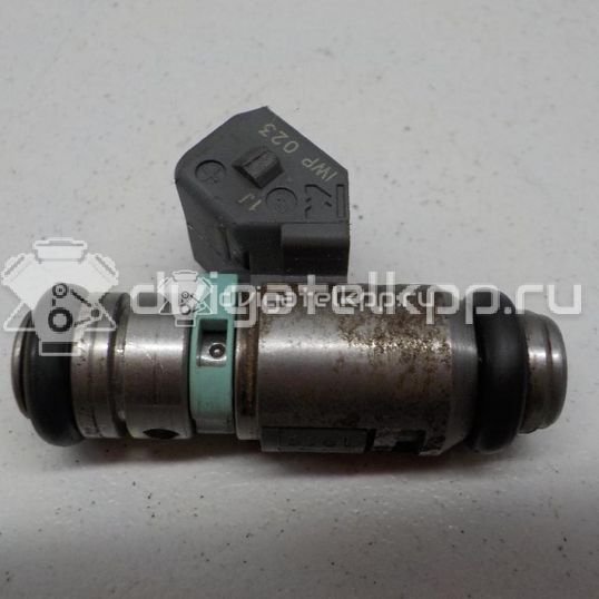 Фото Форсунка инжекторная электрическая  032906031A для Volkswagen Polo / Caddy / Vento 1H2 / Golf