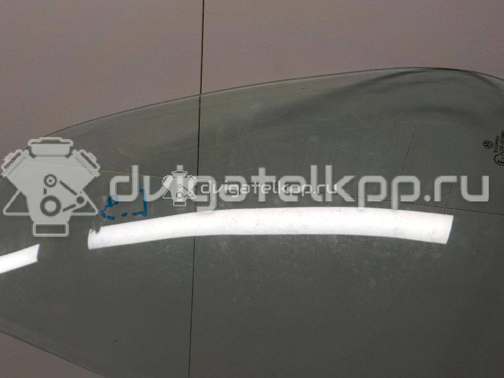 Фото Стекло двери задней левой (форточка)  1J6845215D для Volkswagen Golf {forloop.counter}}