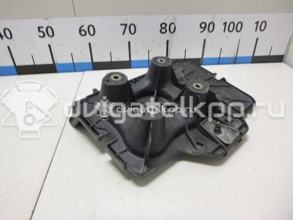 Фото Крепление АКБ (корпус/подставка)  1J0915333A для Volkswagen Bora / Jetta / Golf {forloop.counter}}