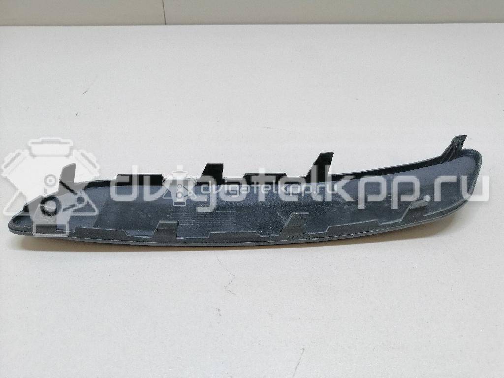 Фото Накладка переднего бампера правая  1K0807718BGRU для Volkswagen Jetta / Golf {forloop.counter}}