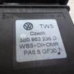 Фото Кнопка аварийной сигнализации  3B0953235D для Volkswagen Passat {forloop.counter}}