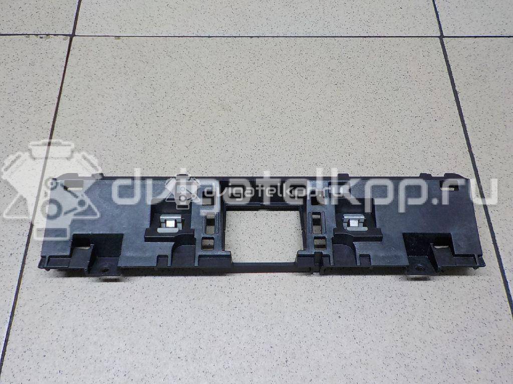 Фото Кронштейн (сопут. товар)  3AA857318C для vw Passat CC {forloop.counter}}