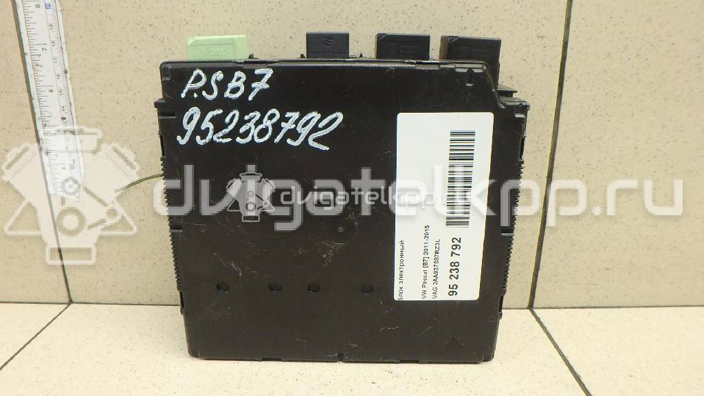Фото Блок электронный  3AA937087RZ3L для vw Passat [B7] {forloop.counter}}