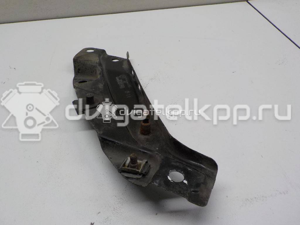 Фото Кронштейн фар правый  6R0805932C для Volkswagen Polo {forloop.counter}}